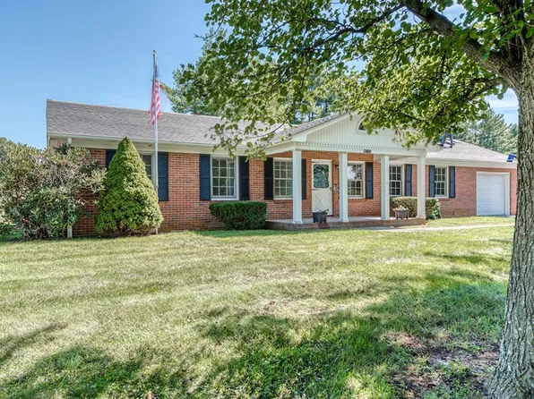 18245 Westwood Dr, Abingdon, VA 24211