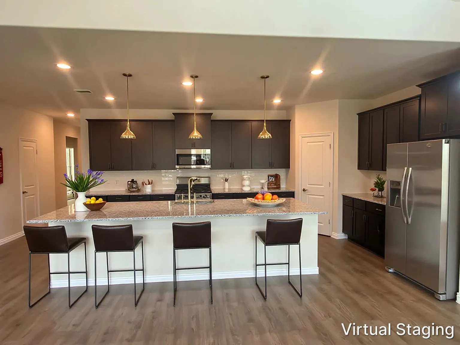 4 bed, 2970 sqft, $2,795 — Photo 3