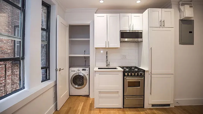 Rented by Compass | media 14