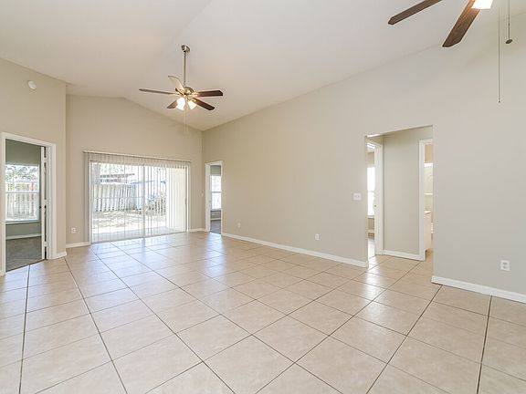 3rd image of 1316 Whitewood Way