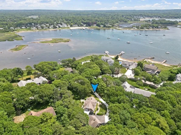 34 Harbor Dr, Bourne, MA 02532