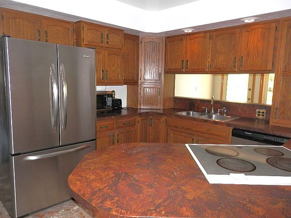 4th image of 3319 Broadmore Dr