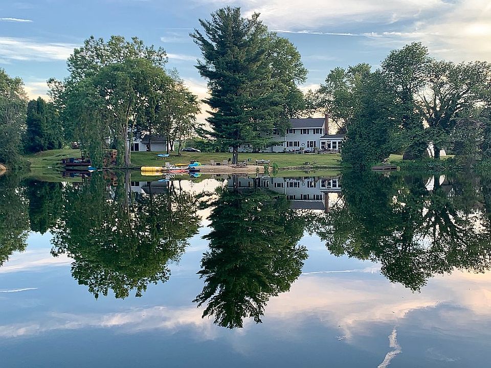 1st image of 3180 Country Club Dr