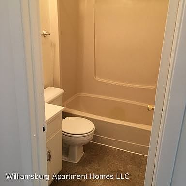 2nd image of 1600 Williamsburg Ct