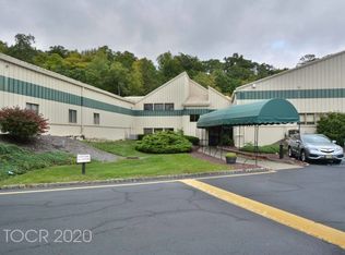 170 Kinnelon Rd, Kinnelon, NJ 07405