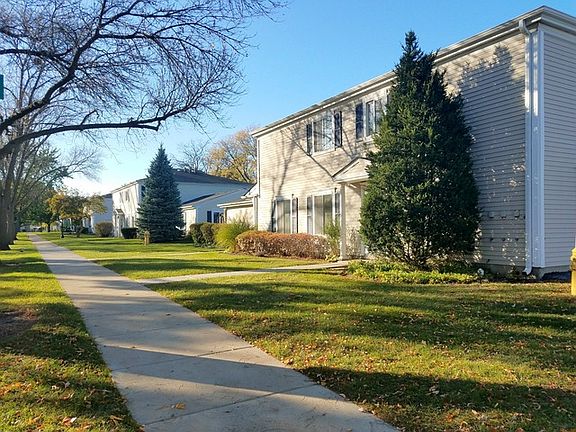3rd image of 1000 Cove Dr