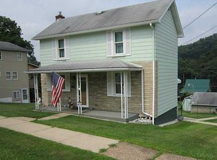 362 Chestnut St, Hyde Park, PA 15641