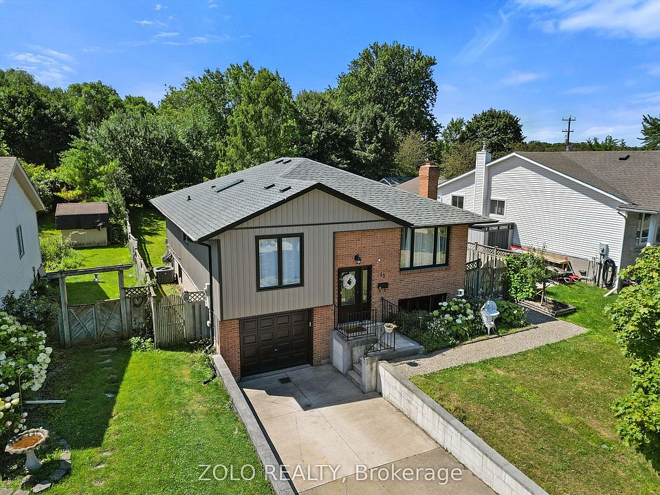 1st image of 13 Cowan Dr