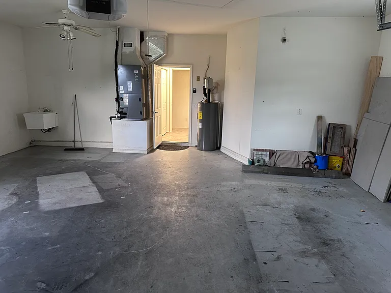 771 Crossfield Cir — Photo 37