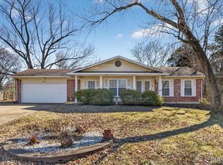 10240 Toelle Ln, Saint Louis, MO 63137