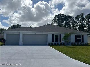 460 Halloran St SE, Palm Bay, FL 32909