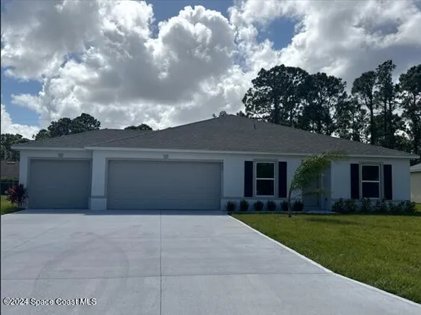 460 Halloran St SE, Palm Bay, FL 32909