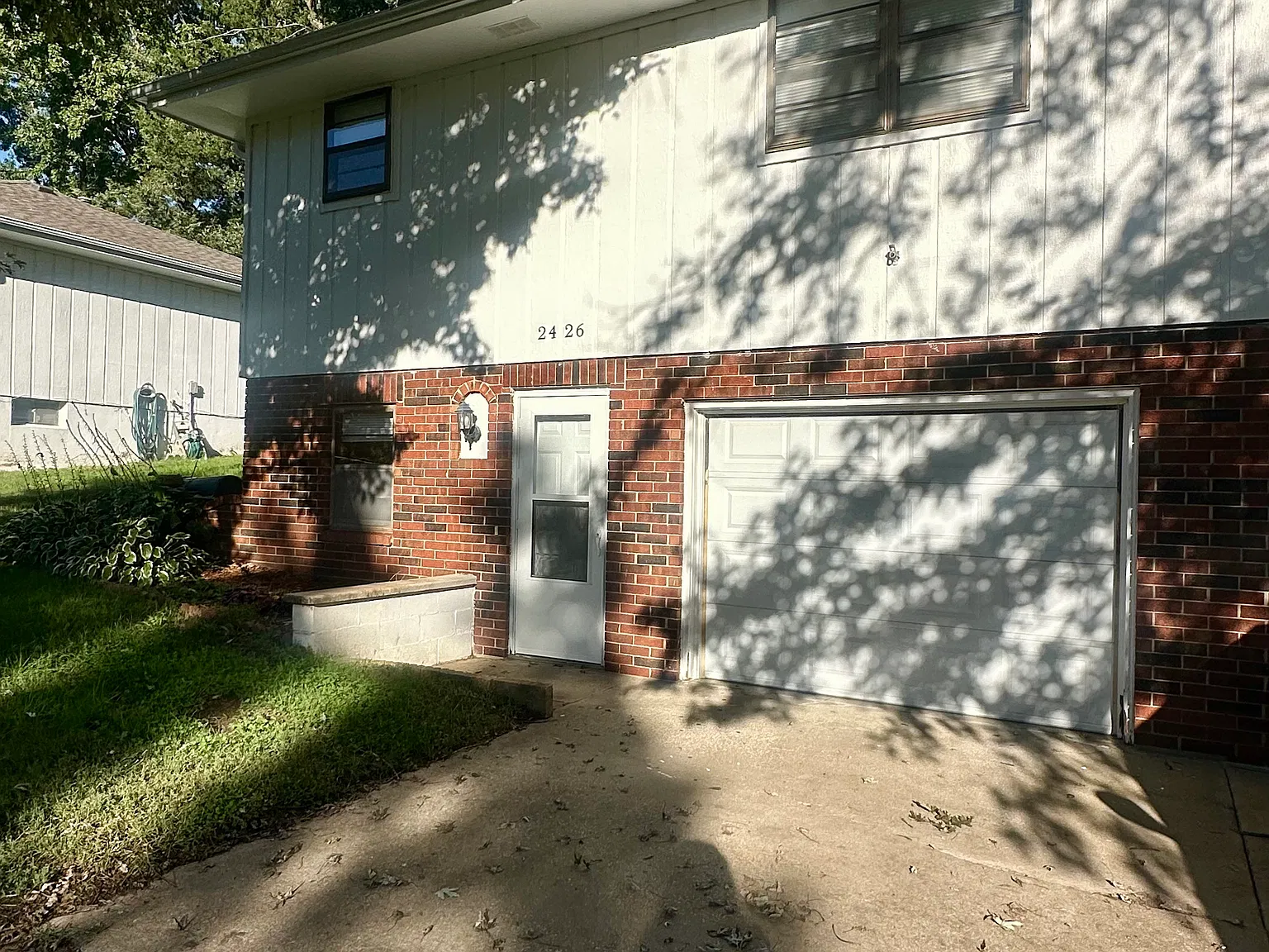 3 bed, 1.5 bath, $1,400 — Photo 3