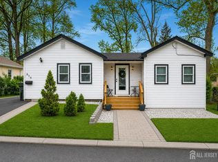 836 Forrest Ave, South Amboy, NJ 08879