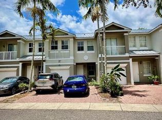 2320 Shoma Ln, Royal Palm Beach, FL 33414