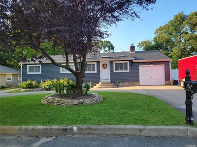 157 E Parkview Drive, Shirley, NY, 11967
