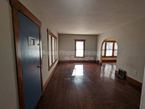 4th image of 449 24th St N