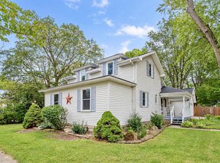 237 S Railroad St, Lawton, MI 49065