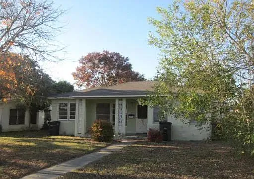 775 Linda Lou Dr — Photo 4