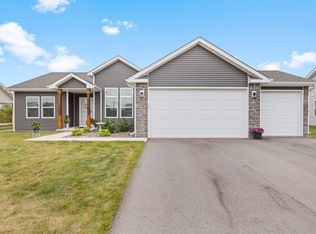 15221 Yellowstone Dr, South Beloit, IL 61080