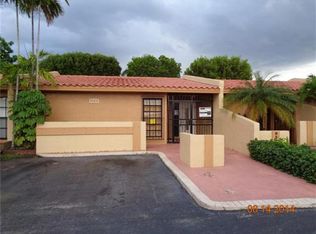 9328 SW 6th Ln, Miami, FL 33174