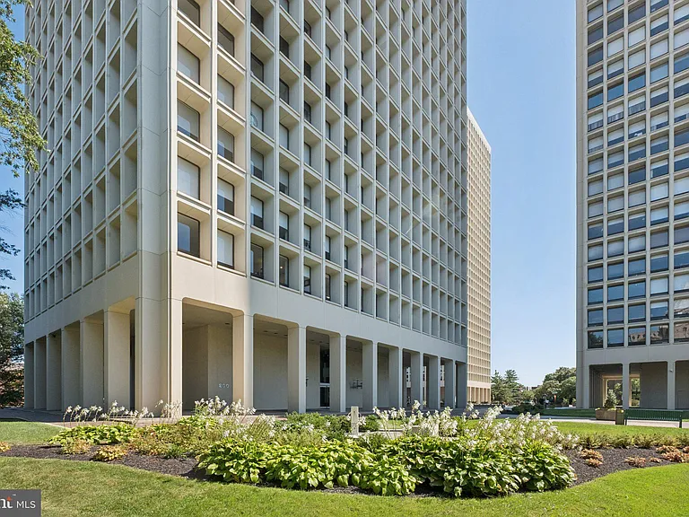 200 Locust St #20EN — Photo 21