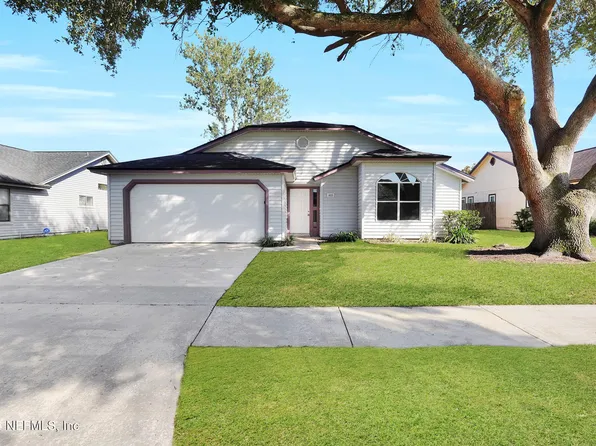 8325 MISTWOOD Circle N, Jacksonville, FL 32244