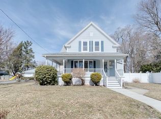 55 Epworth St, Worcester, MA 01610
