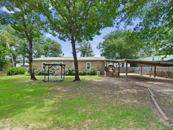 18390 Pine Dr, Eustace, TX 75124
