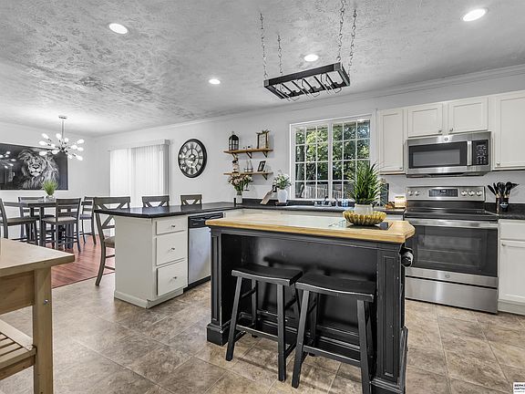 5th image of 14004 William Cir