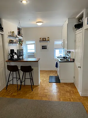 Rented by Carroll Gardens Realty | media 9