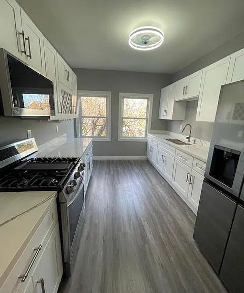 1240 N Hunter St #14 — Photo 3