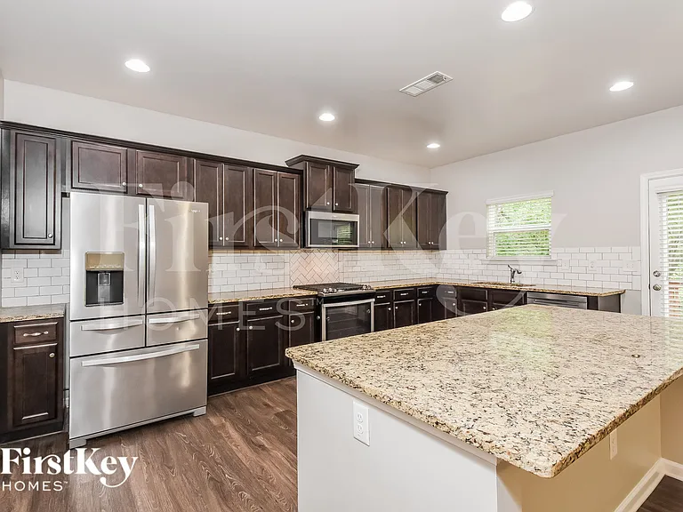 547 Winder Trl — Photo 6