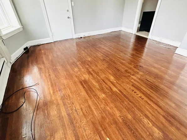 7437 Oxford Ave, Philadelphia, PA 19111