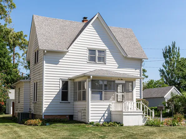 150 Evans Ave, Dekalb, IL 60115