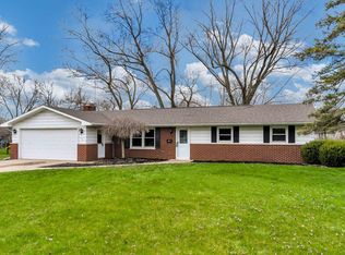 125 Zona Dr, Auburn, IN 46706