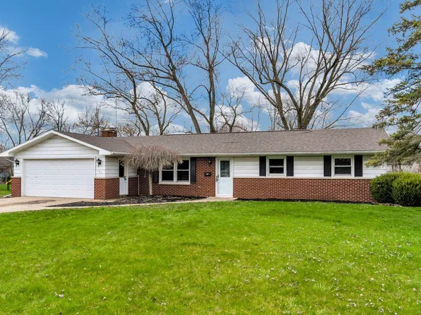 125 Zona Dr, Auburn, IN 46706