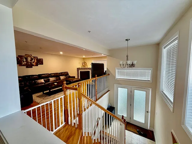 33 John Hancock Dr — Photo 11