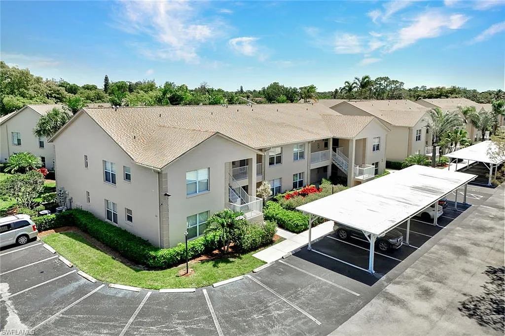 3 bed, 2.0 bath, 1200 sqft, $3,500 — Photo 2