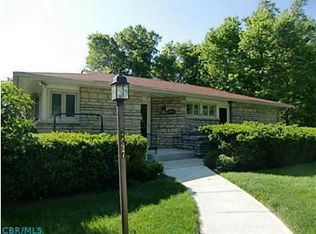 2897 Charing Rd, Columbus, OH 43221