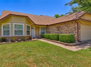 3621 San Remo Dr, Grand Prairie, TX 75052