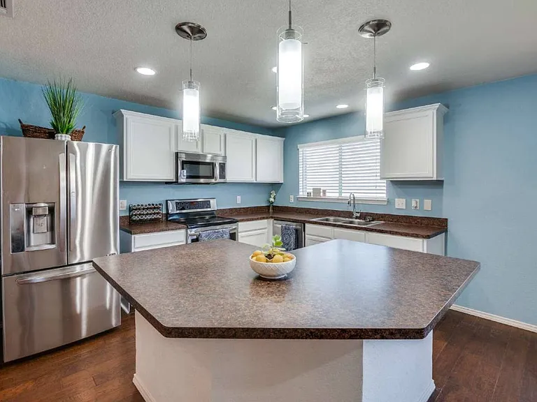 728 Falcon Rd — Photo 10