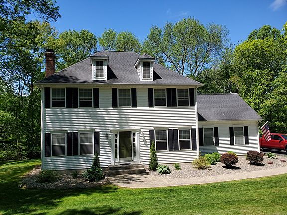 2nd image of 120 Woodbine Road