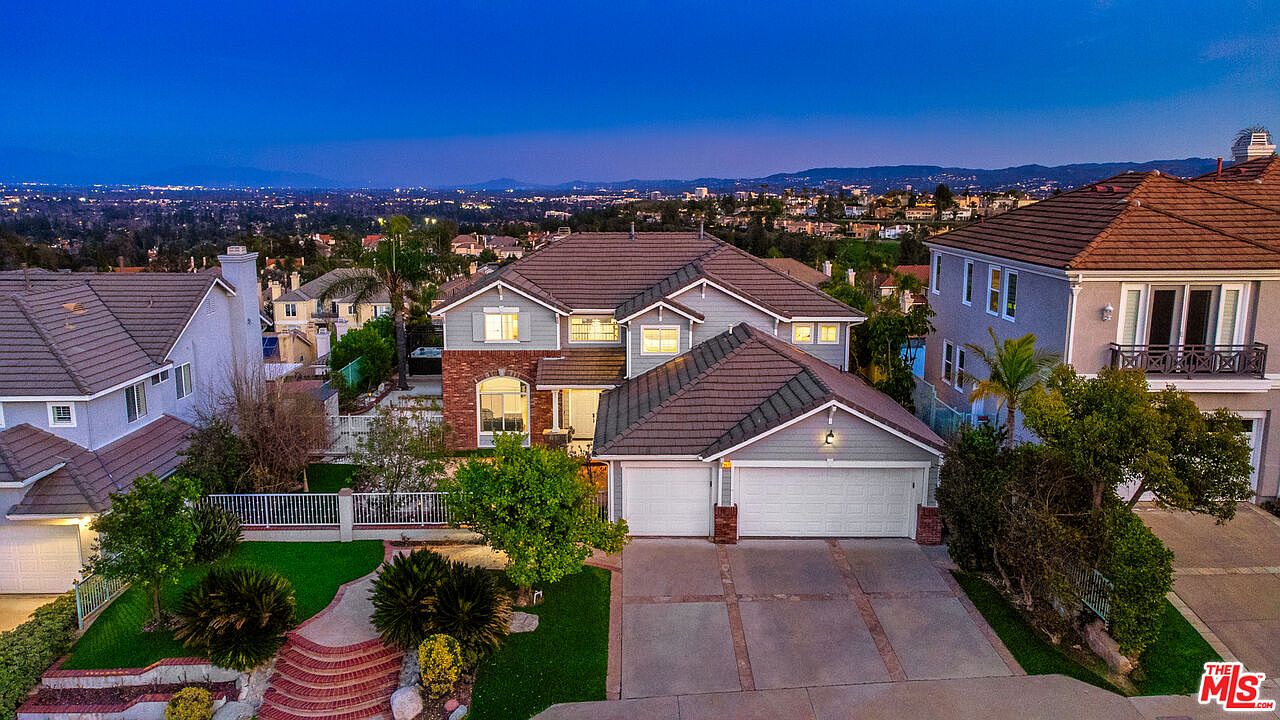 24701 Stonegate Dr, Canoga Park, CA 91304 Zillow