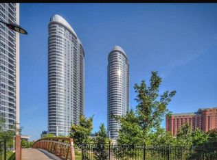 135 Village Green Sq #616, Toronto, ON M1S 0G4
