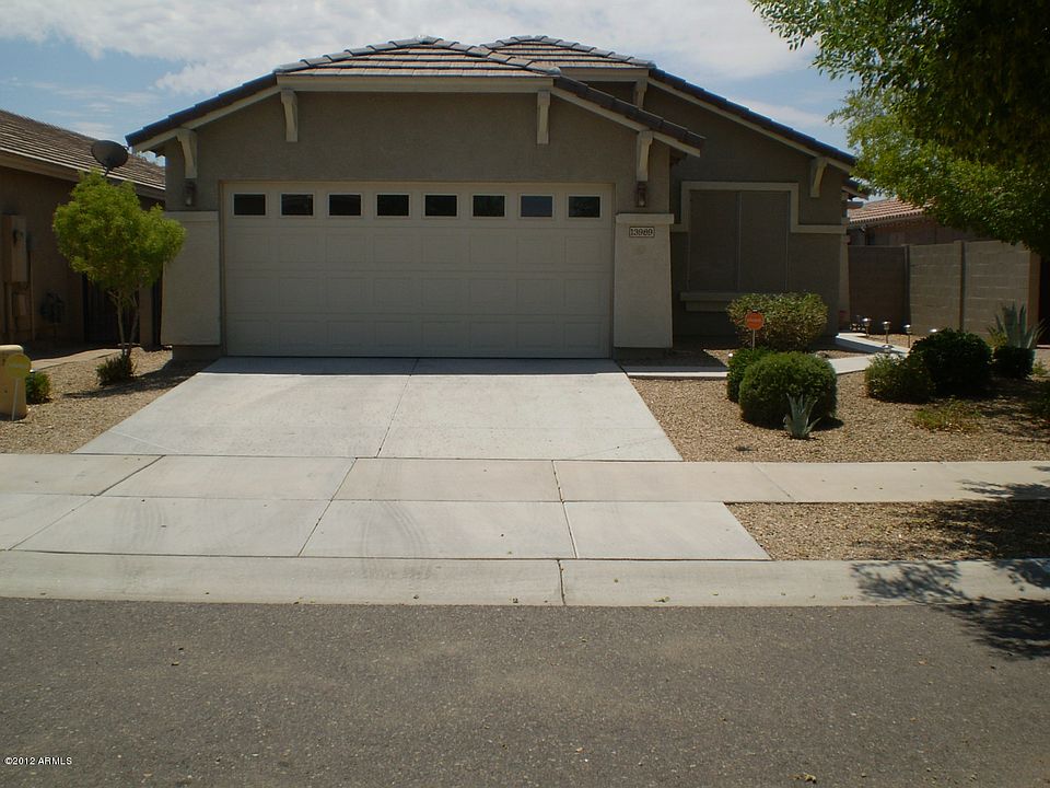 1st image of 13989 W Country Gables Dr