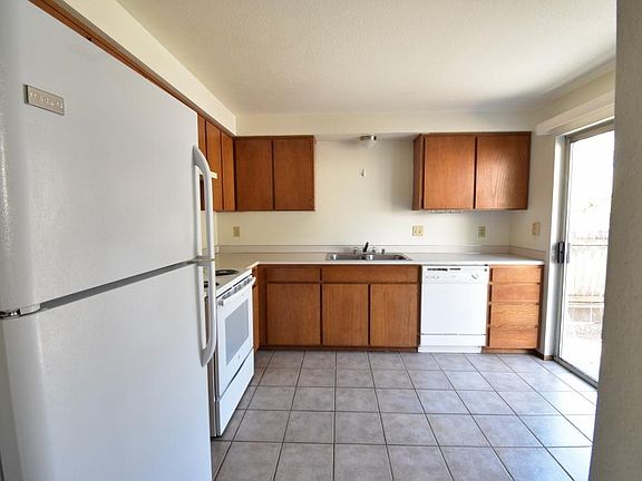 5th image of 20427 28th Ave W APT 1