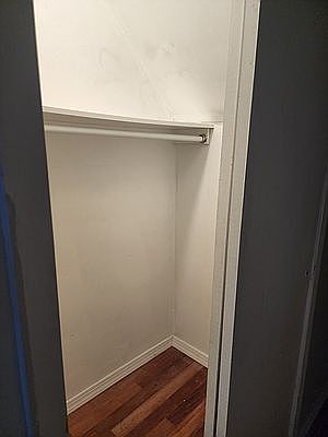5th image of 1315 Bay 28th St #2