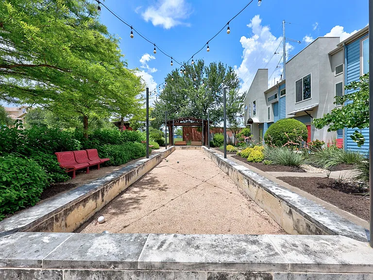 7505 Sugar Magnolia St — Photo 34