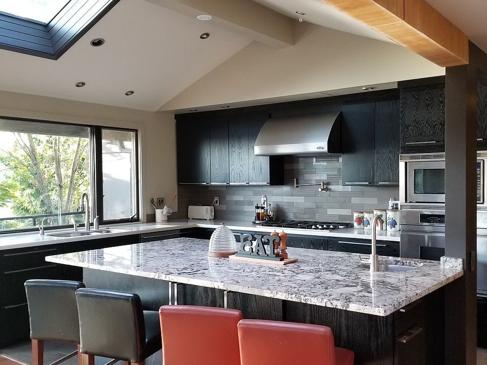 1st image of 9640 SE 61st Pl